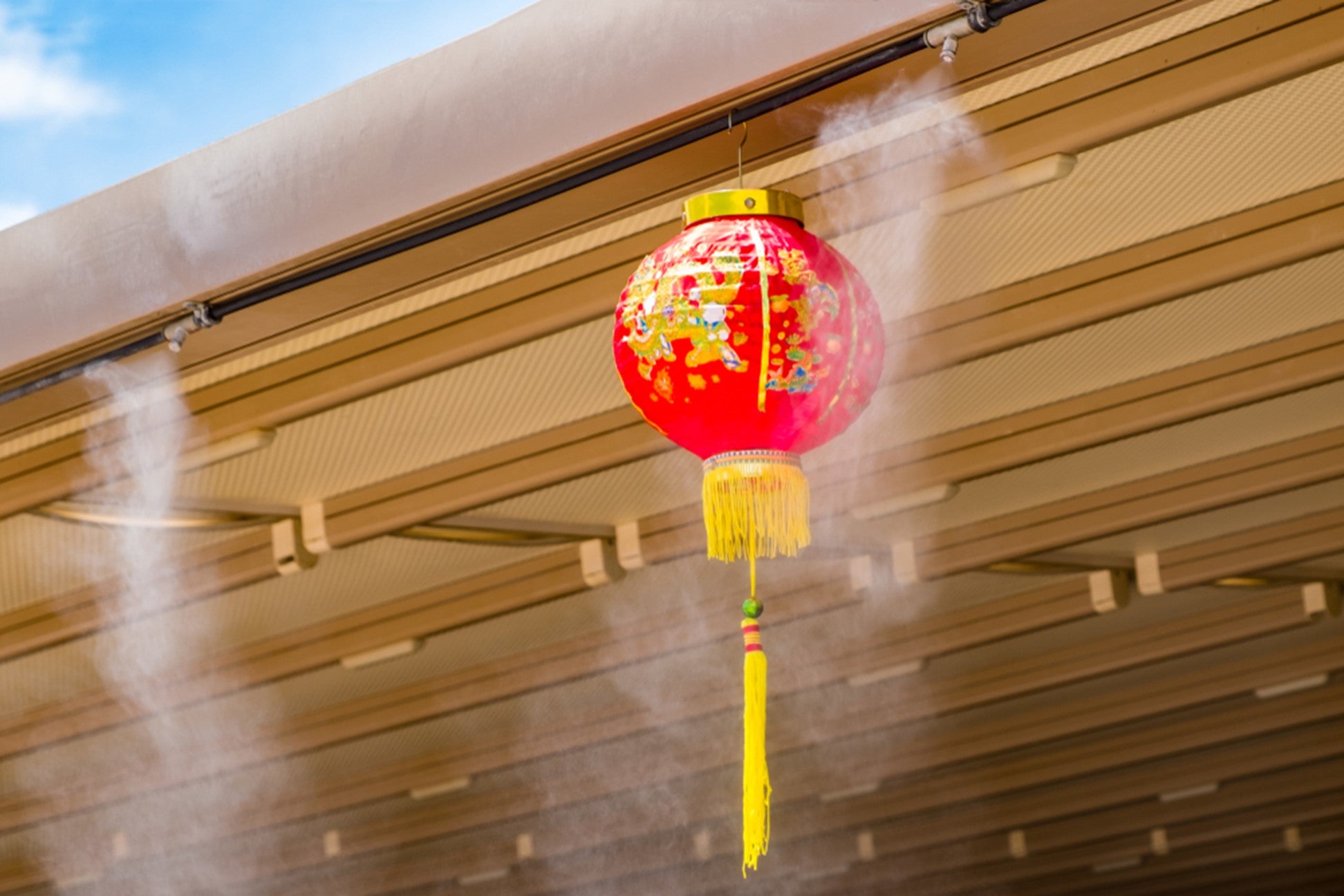 Misting system in a restaurant